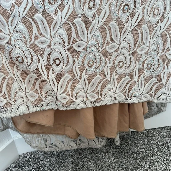 Jovani V-Neck Bridal Gown - Picture 10 of 10